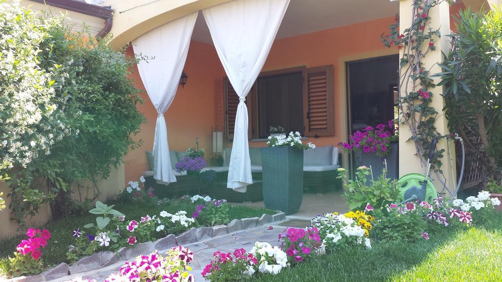 奧爾比亞Casa Con Giardino别墅 客房 照片