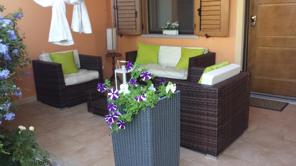 奧爾比亞Casa Con Giardino别墅 外观 照片